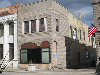 Henry & Hill Building Prior to Renovation